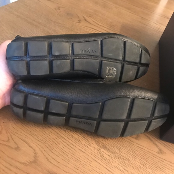 Men’s Prada Saffiano Loafers (Prada 6; US 7) - Picture 7 of 8